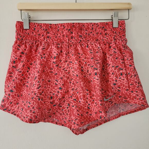 NEW Nike‎ pink training running athletic shorts womens size S - Picture 1 of 5